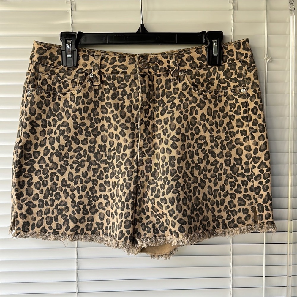YMI leopard shorts